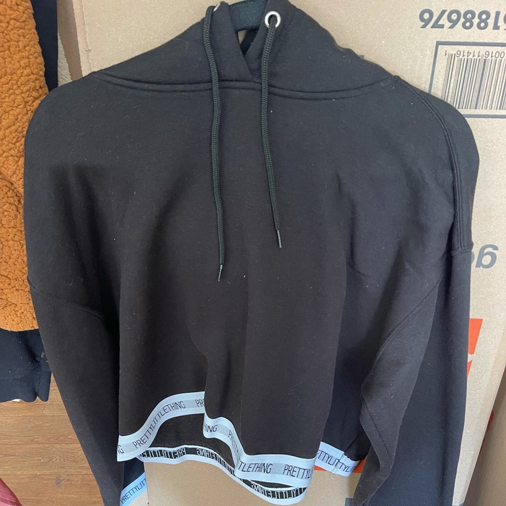 Pretty little thing cropped hoodie